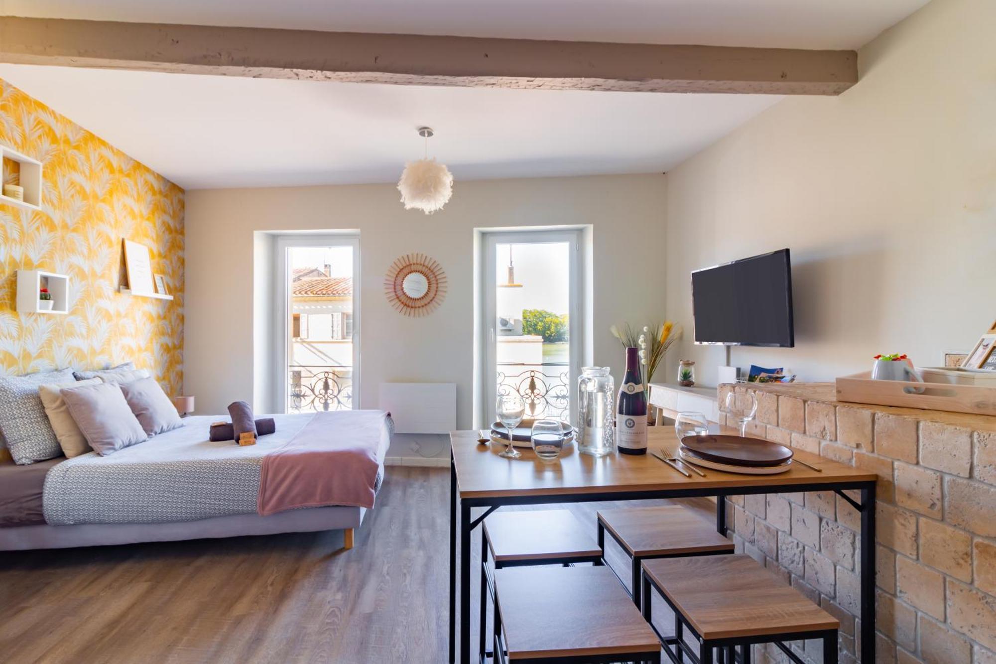 Au Pied Du Grand Bassin Apartment กัสเตลโนดารี ภายนอก รูปภาพ